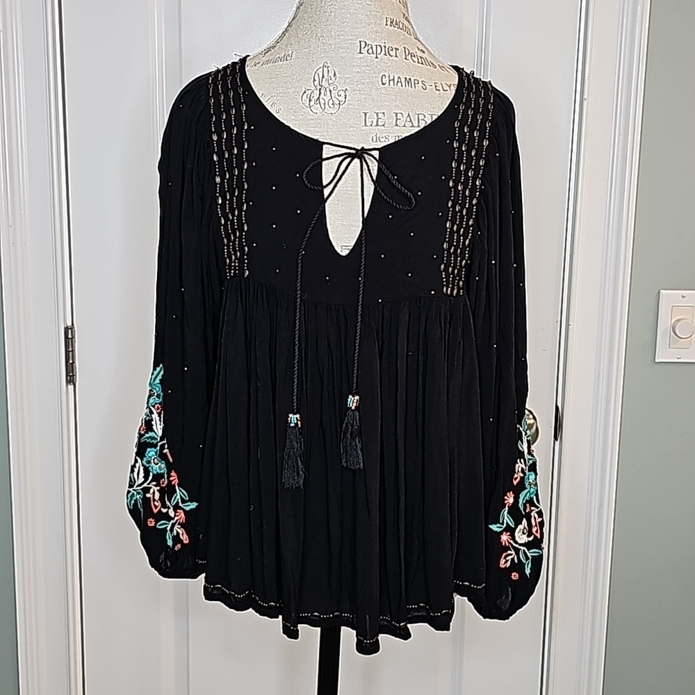 Anthro Floreat Austral Black Beaded Embroidered Boho Peasant Blouse - Size Small - Picture 3 of 12